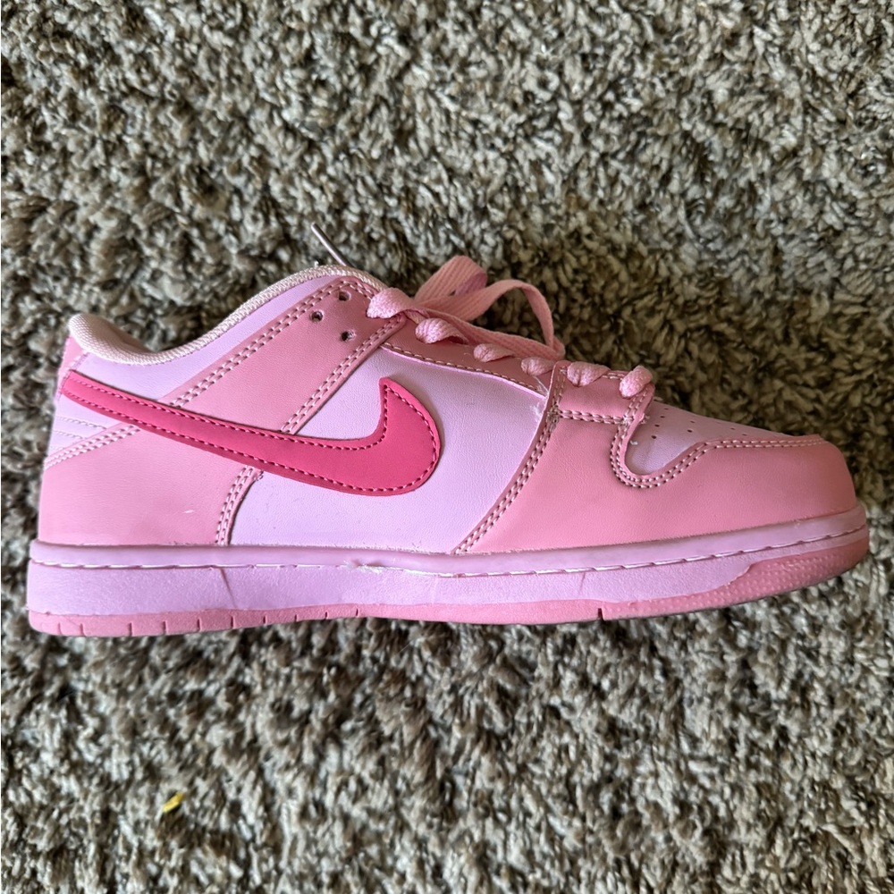 Nike shoes